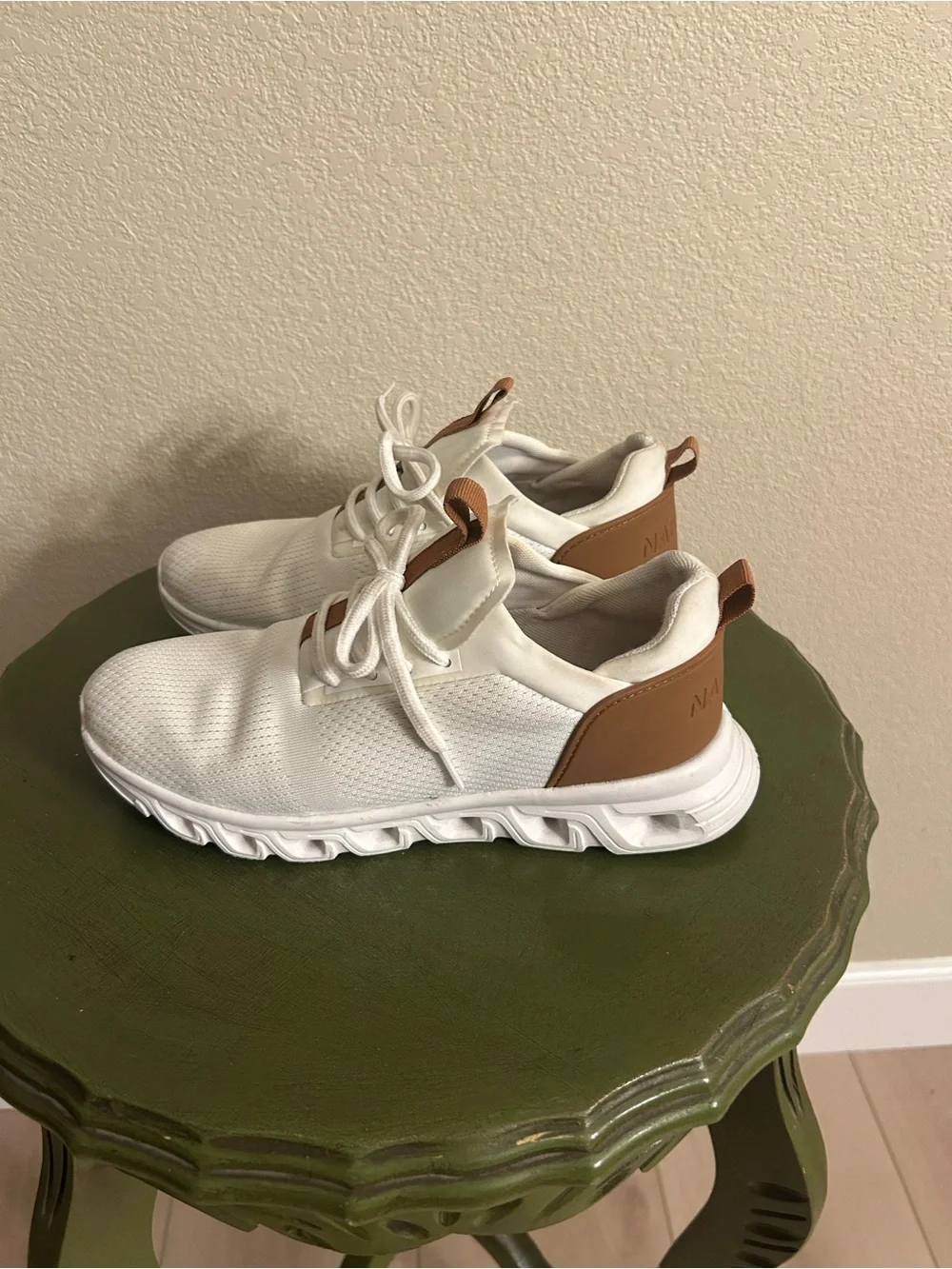 Nautica White Knit Sneakers with Brown Pull-Tab